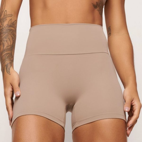 Short Marrom sem Costura Frontal